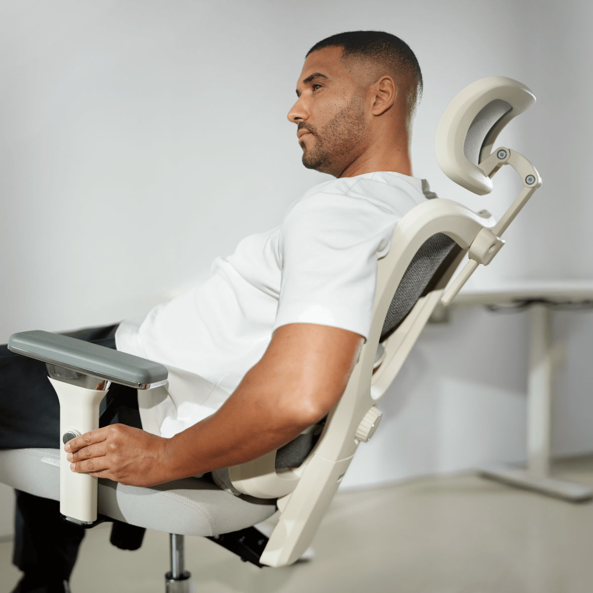 CLOUVOU CleverSeat - Ergonomischer Testsieger Bürostuhl - Clouvou Grau